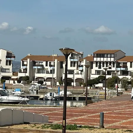 Avec Piscine Lejlighed